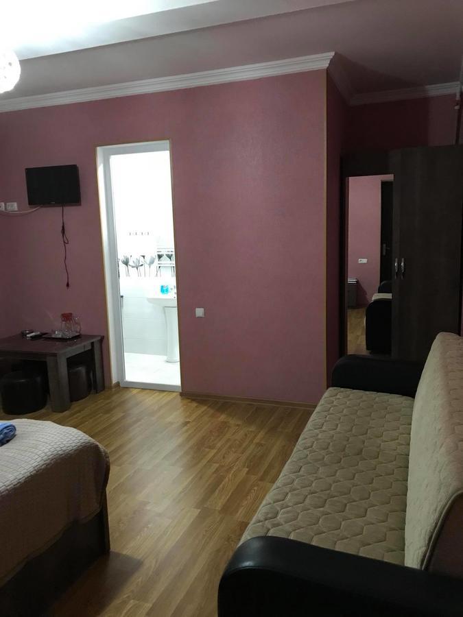 Hotel Imereti Chiatura ภายนอก รูปภาพ