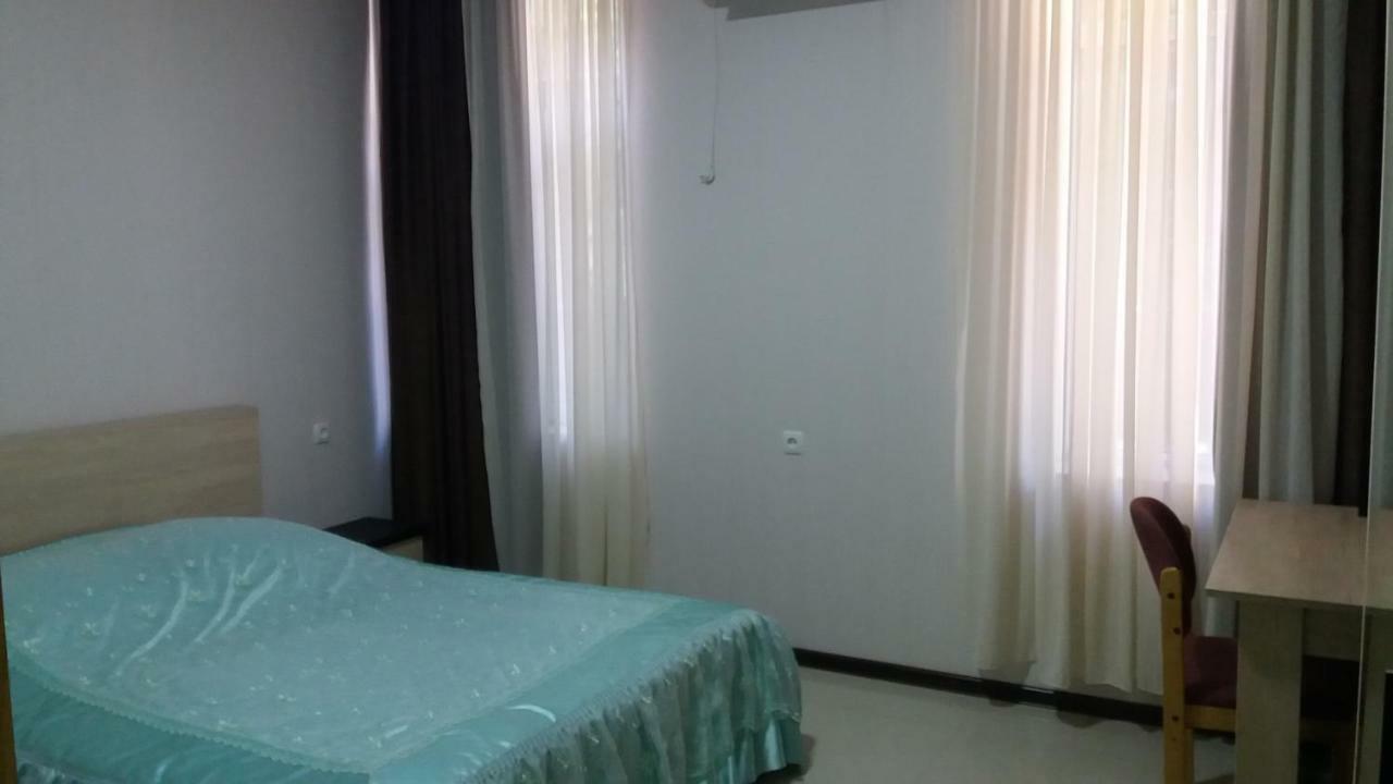 Hotel Imereti Chiatura ภายนอก รูปภาพ